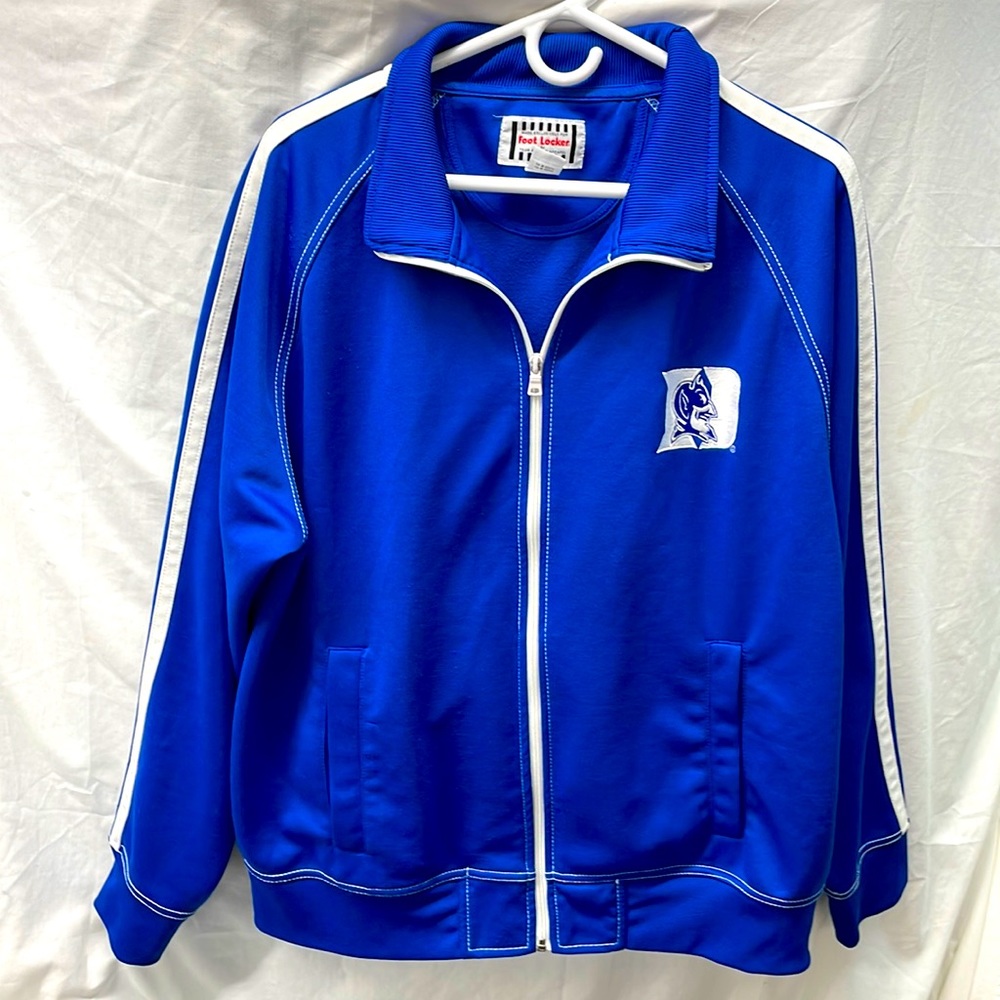 Foot locker Duke blue devil jacket men sz L
